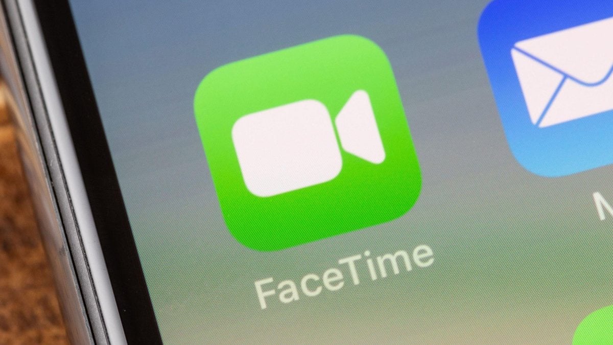 Apple, Facetime ve iMessage meselelerini çözdü