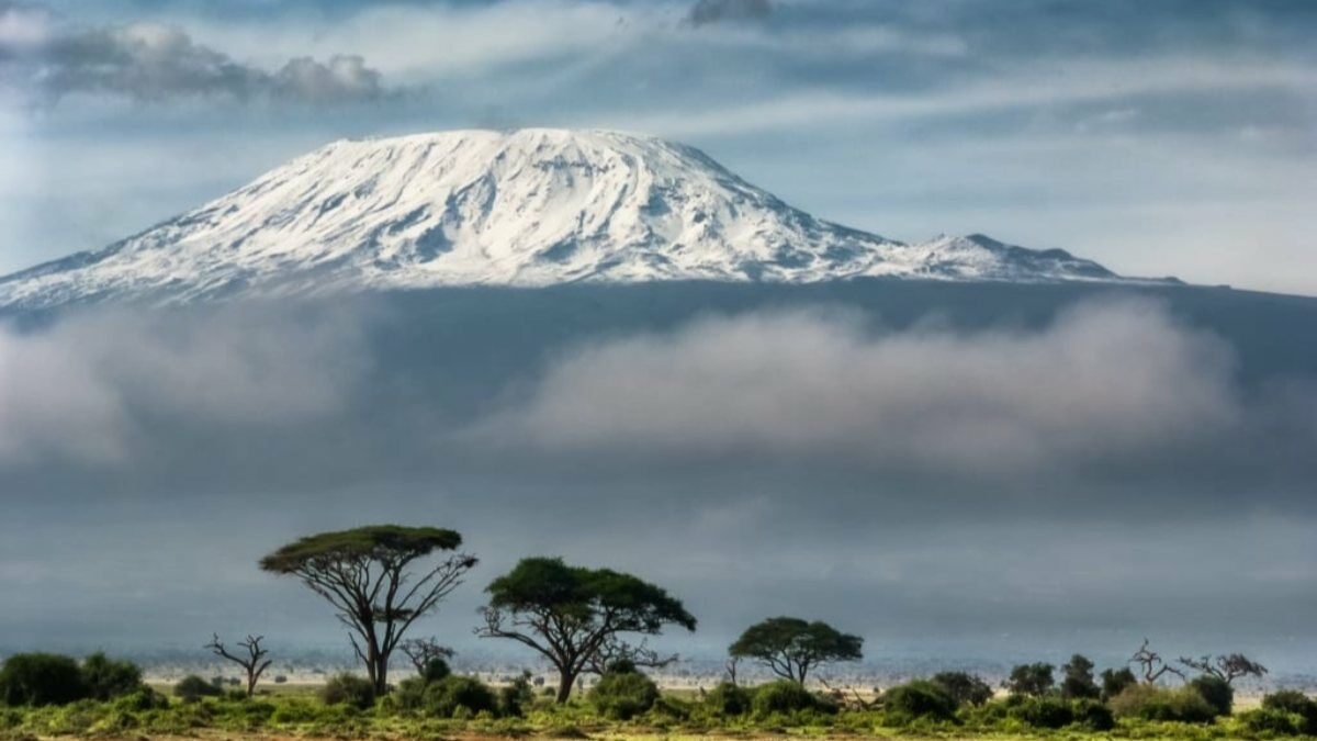 Afrika'nın en yüksek dağına internet geldi