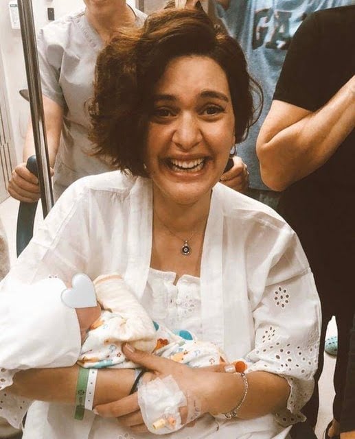 Bergüzar Korel: Çok zor bir dünyaya geldin #1