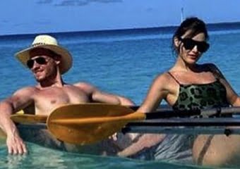 Hande Erçel ile Kerem Bürsin aşkından ilk paylaşım