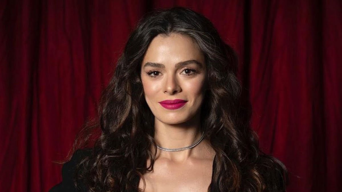 Özge Özpirinçci hamile olduğunu duyurdu #1