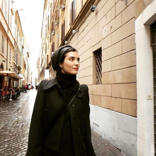 Tuba Büyüküstün: Aşk insandan ötedir #1