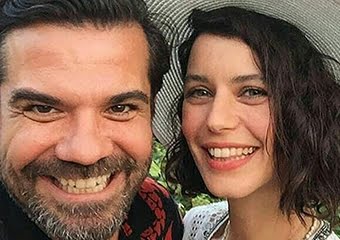 Ölen sevgilisinin kardeşinin düğününe katılan Beren Saat’i eşi yalnız bırakmadı